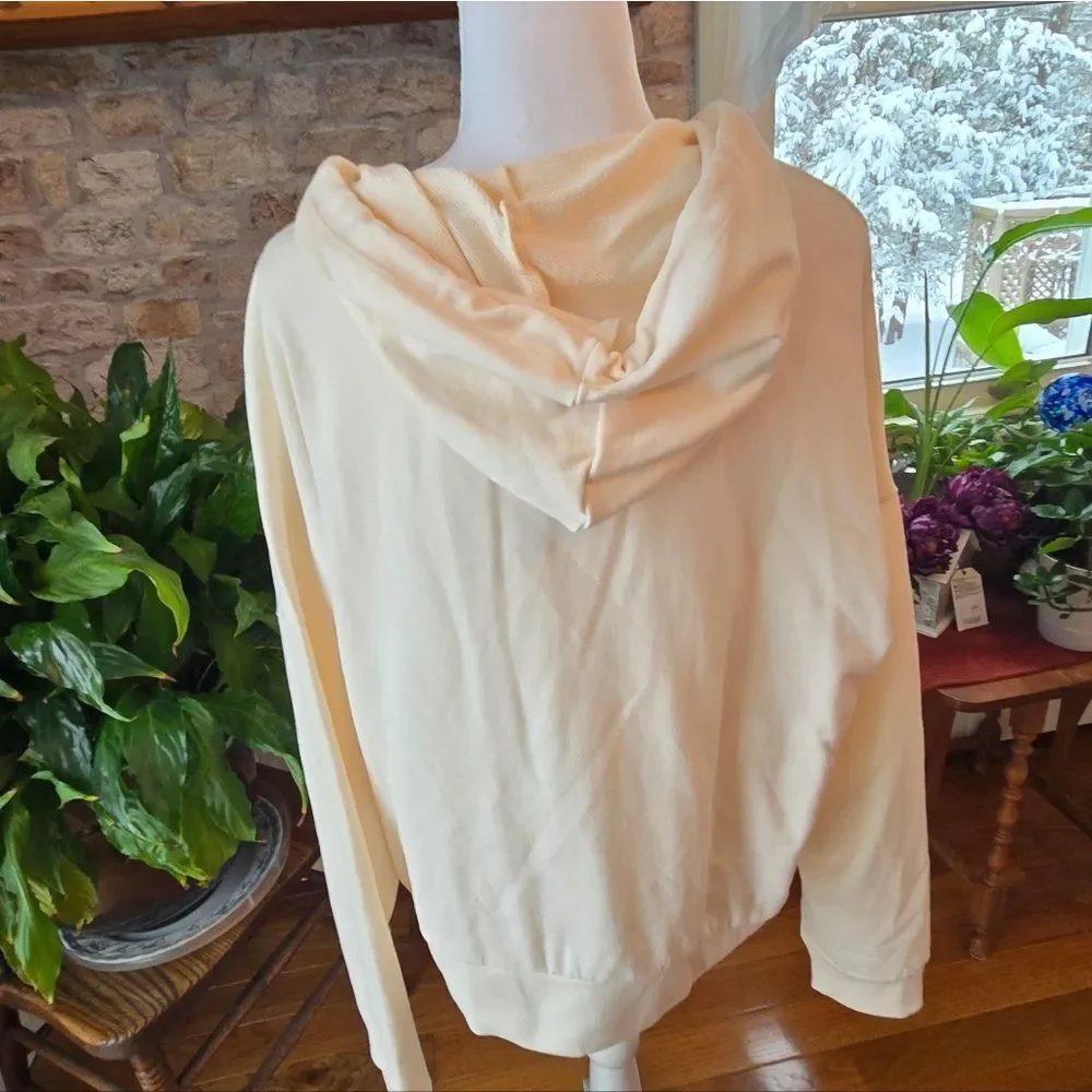 NWT VENUS Soft Cream Pullover 1X